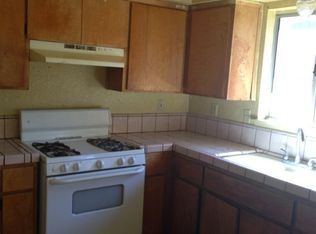 888 E Forrester Ct, Porterville, CA 93257