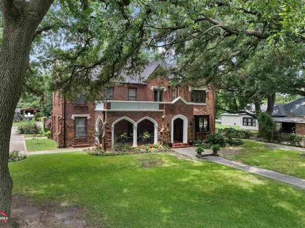 1010 S Main St, Henderson, TX 75654