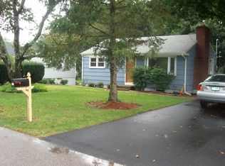 18 Cedar Dr, North Stonington, CT 06359