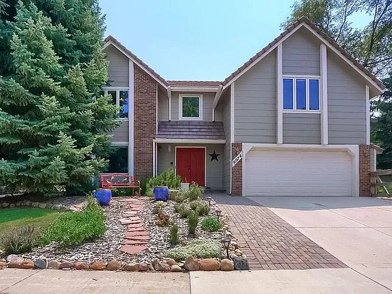 9074 W Cornell Pl — Photo 1