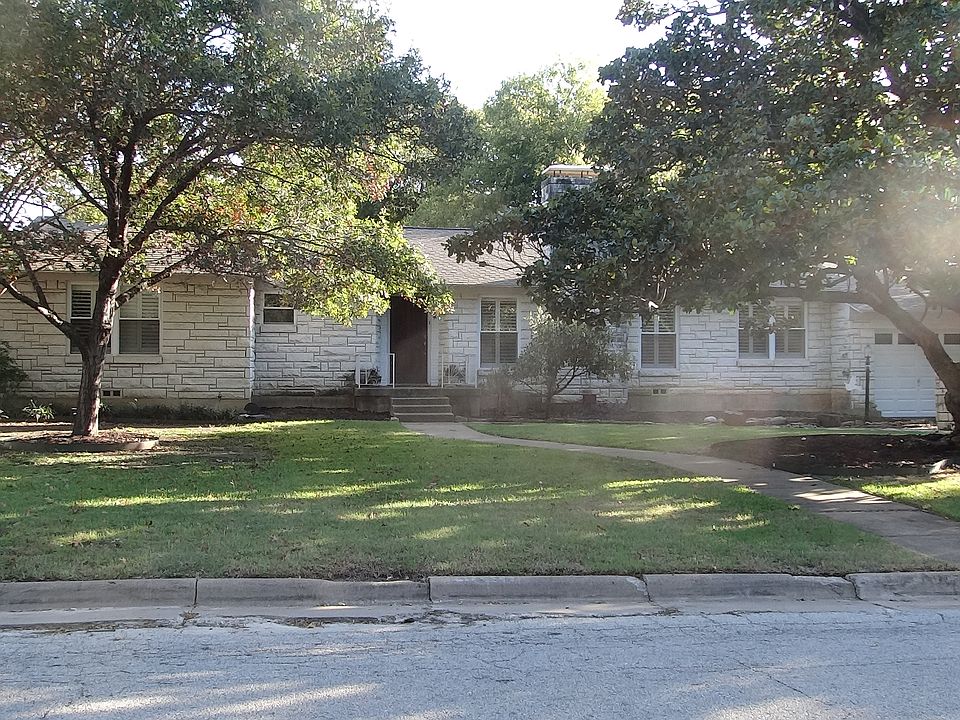 1st image of 3813 Winslow Dr
