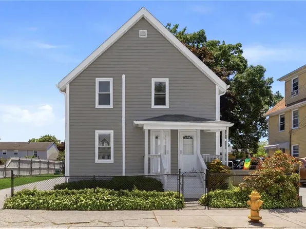 94 Francis Ave, Pawtucket, RI 02860