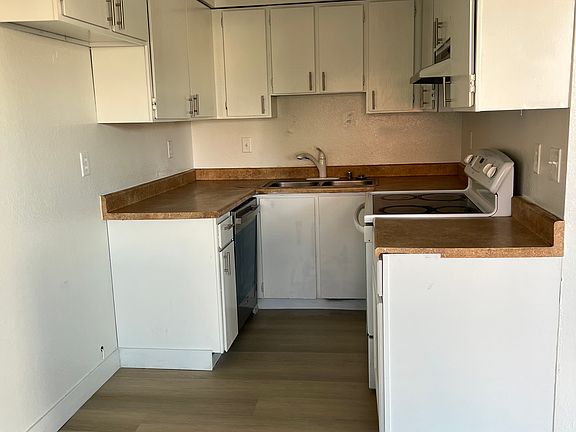 5th image of 1639 E Harmon Ave APT 1