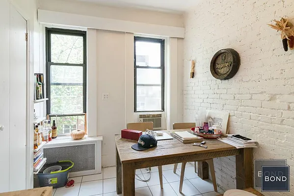 Rented by Bond New York | media 28