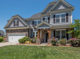 10106 Loch Lomond Dr, Charlotte, NC 28278