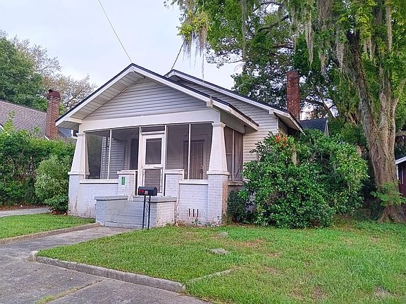 3rd image of 118 W 33rd St