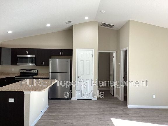 5th image of 14334 SW 79th Avenue Rd