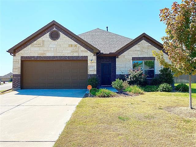 1st image of 608 Alderwood Ct