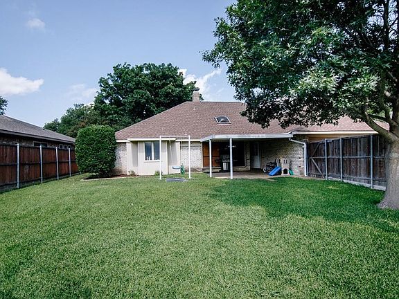 5th image of 408 Creekside Dr
