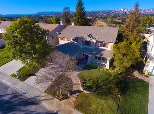 3185 Hoop Pine Pl, Simi Valley, CA 93065