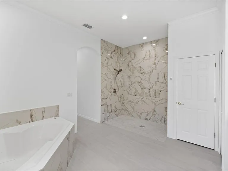 13121 Zori Ln — Photo 23