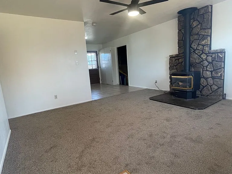 154 S Los Pinos Dr — Photo 8