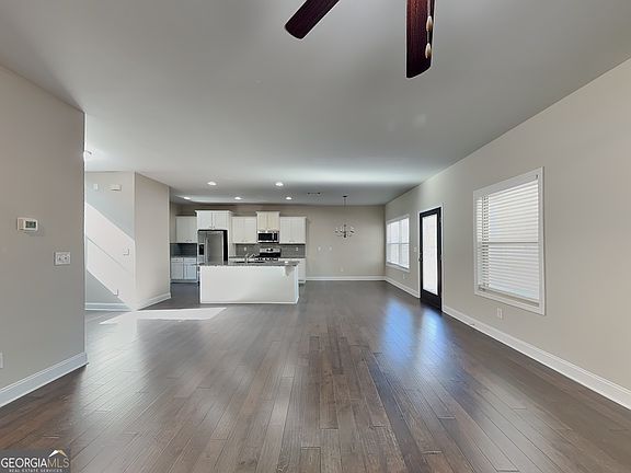 2nd image of 1612 Lapland Dr