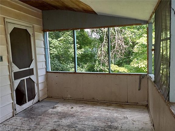 3rd image of 608 N 10th St