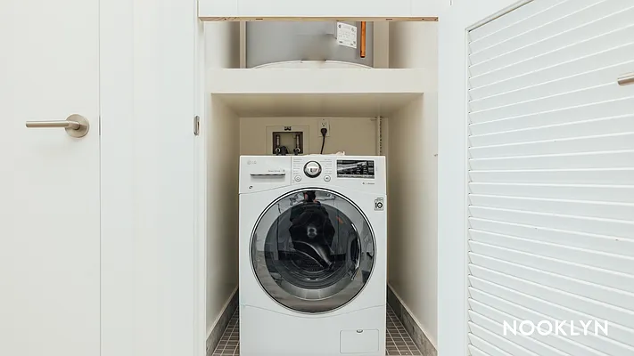Rented by Nooklyn NYC LLC | media 53