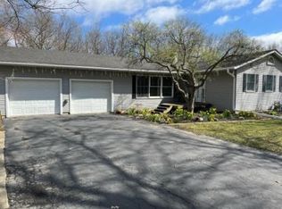 2440 Timberline Dr, Princeton, IL 61356