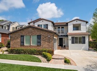 10 Vineyard Dr, Mission Viejo, CA 92694