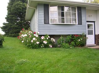 10113 W Lake Camelot Dr, Mapleton, IL 61547