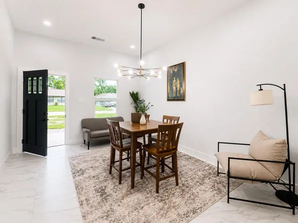12334 Palmbeach St, Houston, TX 77034