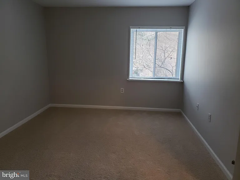 1434 Northgate Sq #22B — Photo 13