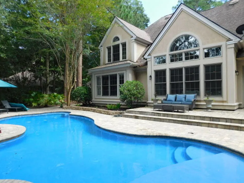13 Sussex Ln
