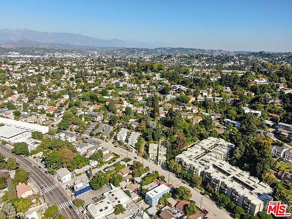4th image of 2050 Griffith Park Blvd