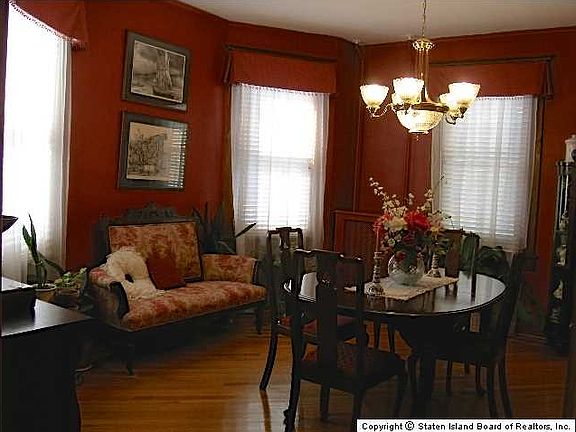 4th image of 446 Bement Ave