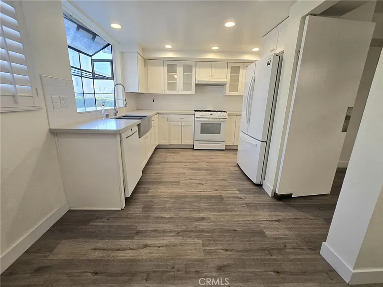18445 Hatteras St #603 — Photo 16