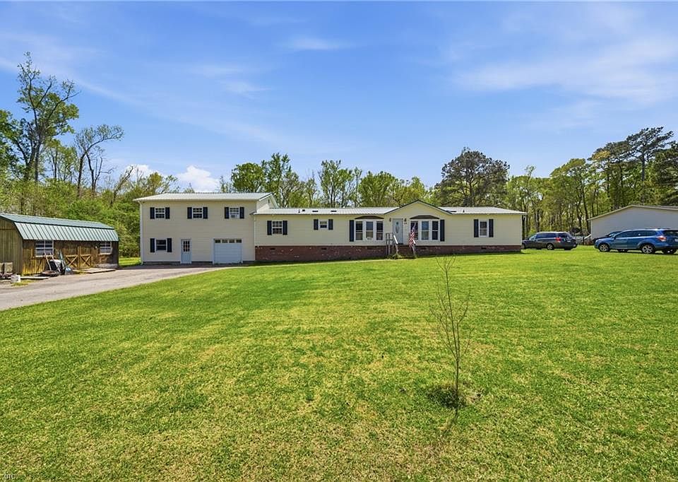 1st image of 594 Drum Hill Rd