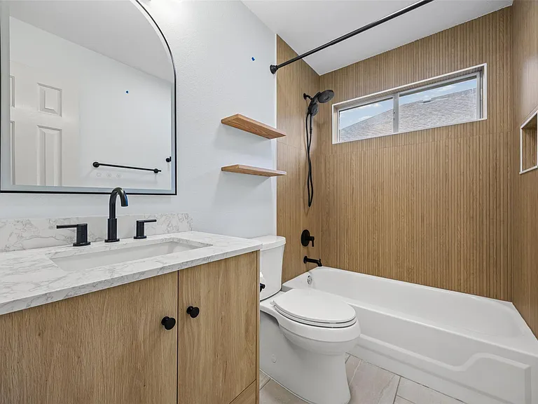 11304 Avering Ln — Photo 19