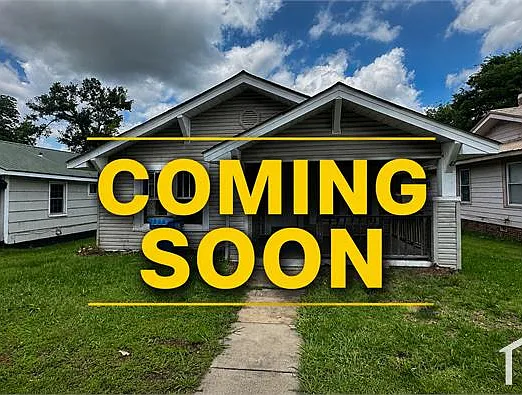 1050 Jackson Blvd — Photo 1