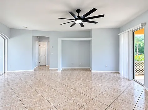 3 bed, 2000 sqft, $2,200 — Photo 1