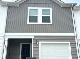 105 Pleasure Ln, Taylors, SC 29687