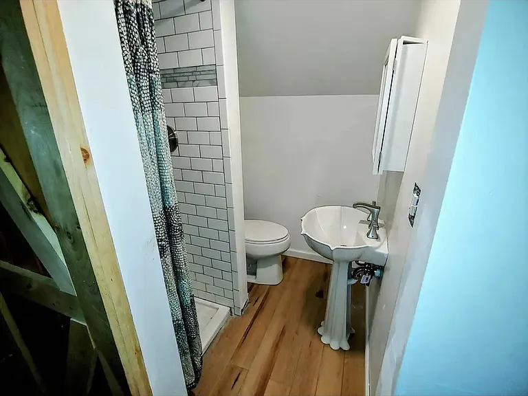 238 Summer St — Photo 6