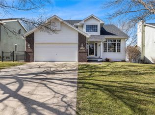 12241 Sunset Ter, Clive, IA 50325