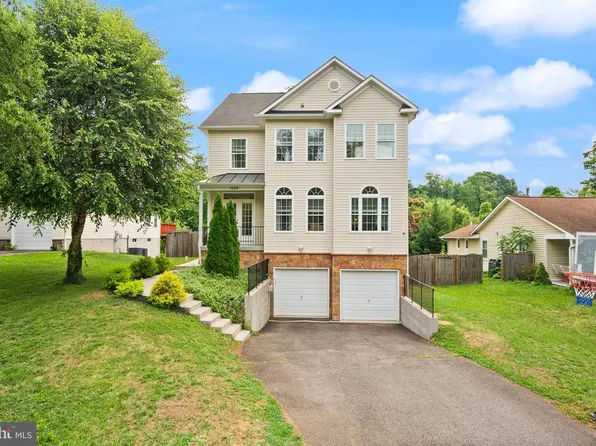 7029 Swain Dr, Alexandria, VA 22306