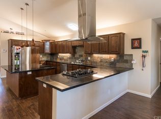 7454 Yarmouth Ave, Reseda, CA 91335