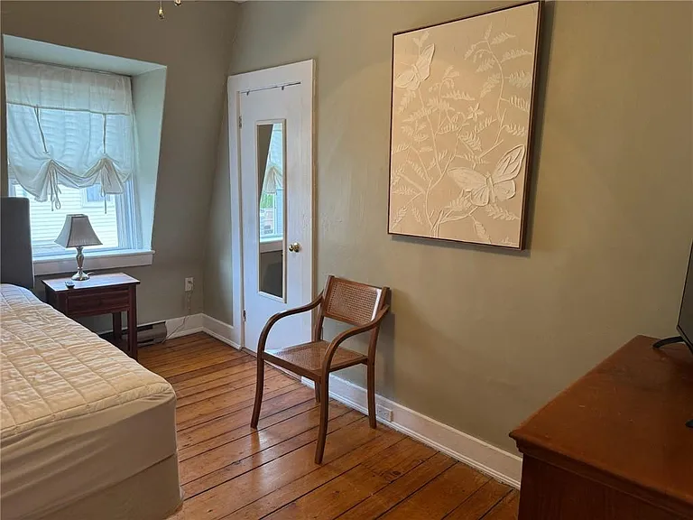 4 Hammond St #5 — Photo 17