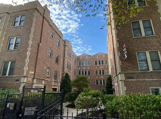 124 Callan Ave APT 2B, Evanston, IL 60202