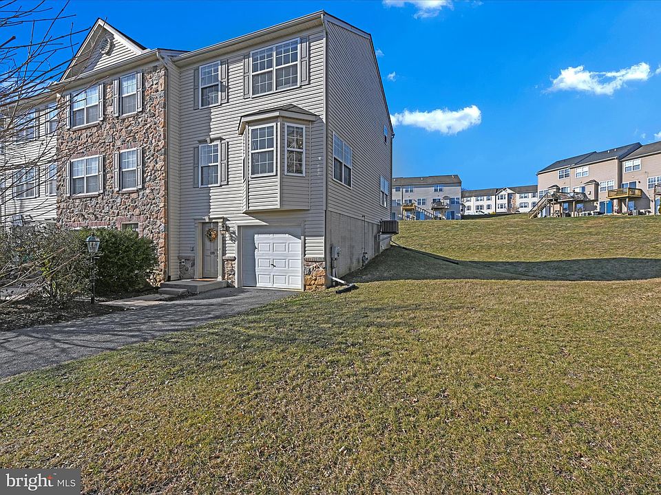 1st image of 139 Bradford St