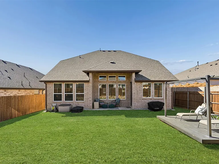1416 Jackdaw Rd — Photo 13