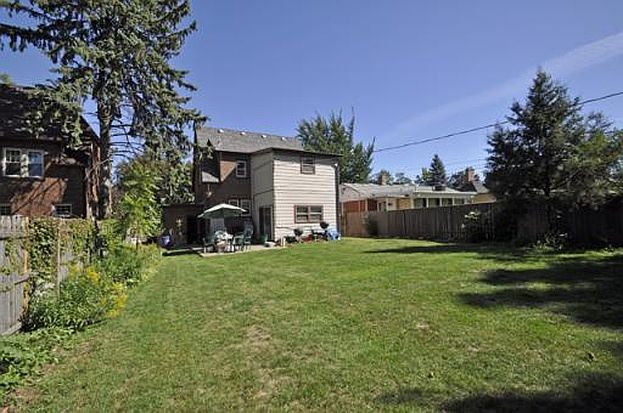 2nd image of 606 Elmwood