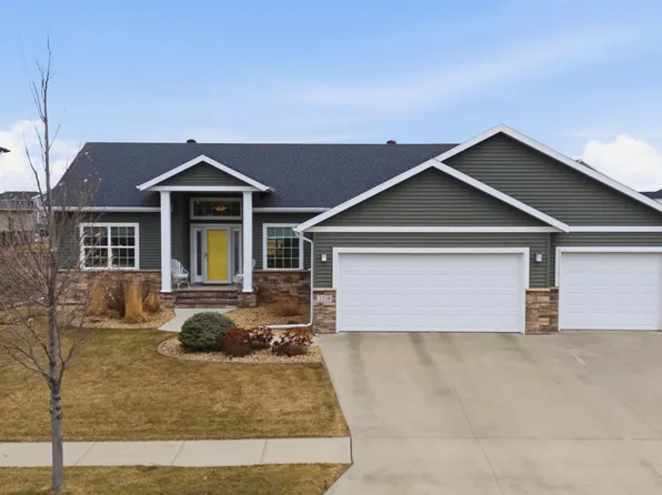 2218 41st St S, Moorhead, MN 56560