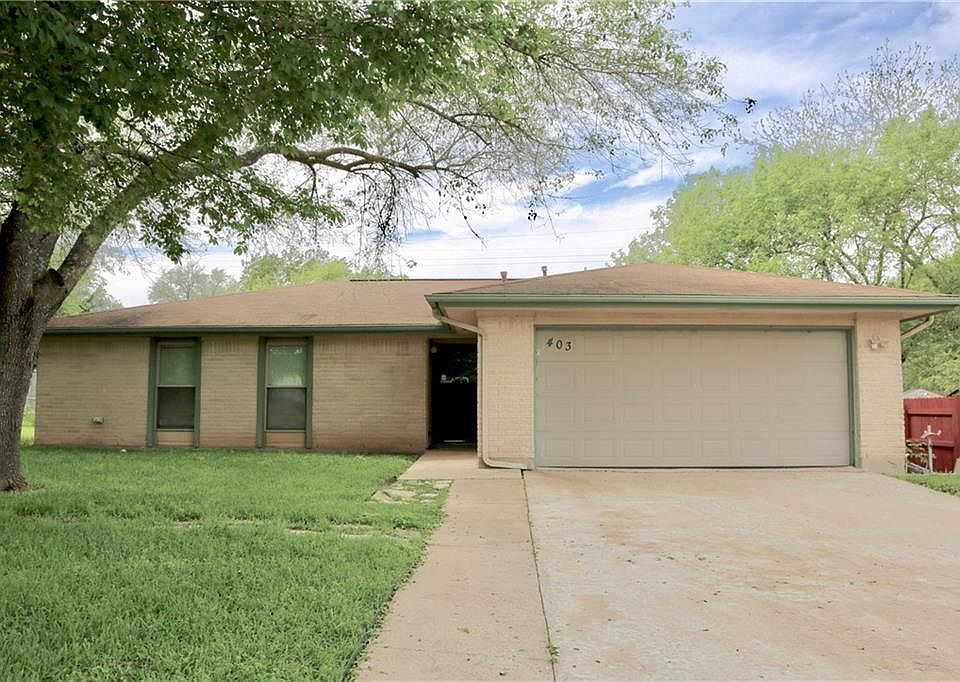 1st image of 403 Greenway Dr