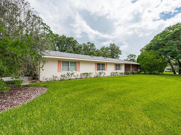 5th image of 1080 Rolling Acres Dr