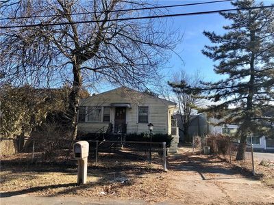 24 Dalton St, West Haven, CT, 06516