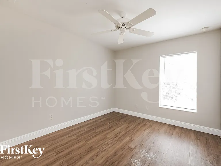 1703 Dale Ave — Photo 12