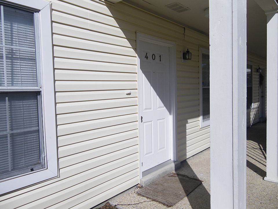 2nd image of 141 E Boyd Dr APT 403