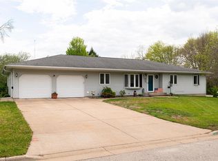 502 Mahlum St, Coon Valley, WI 54623