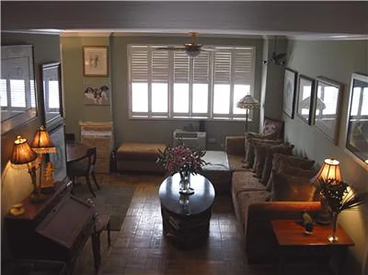 Sold by R New York | media 25